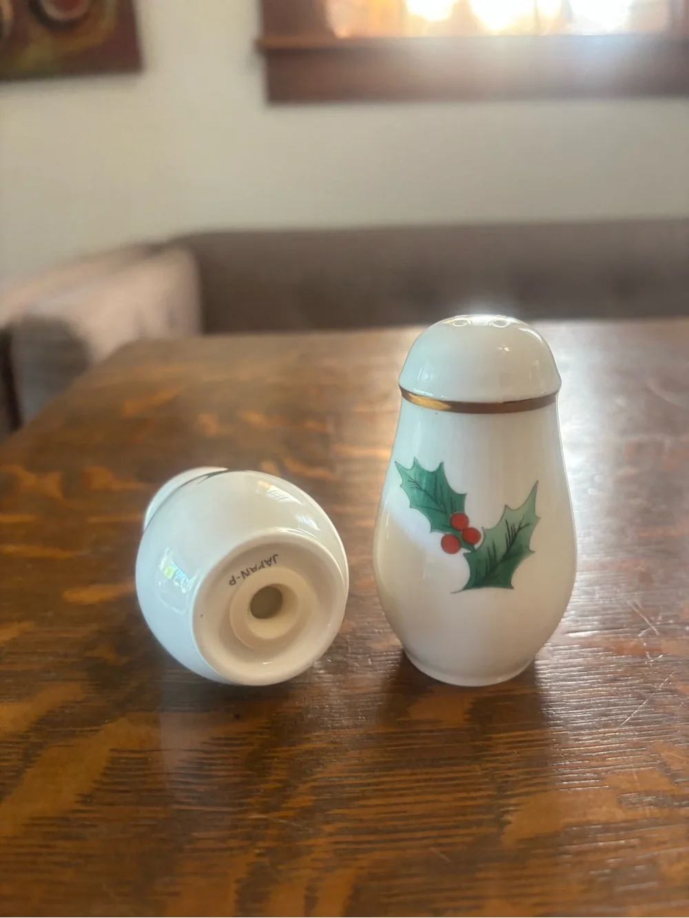 Mikasa White Porcelain Holly Salt and Pepper Shakers with Gold Trim